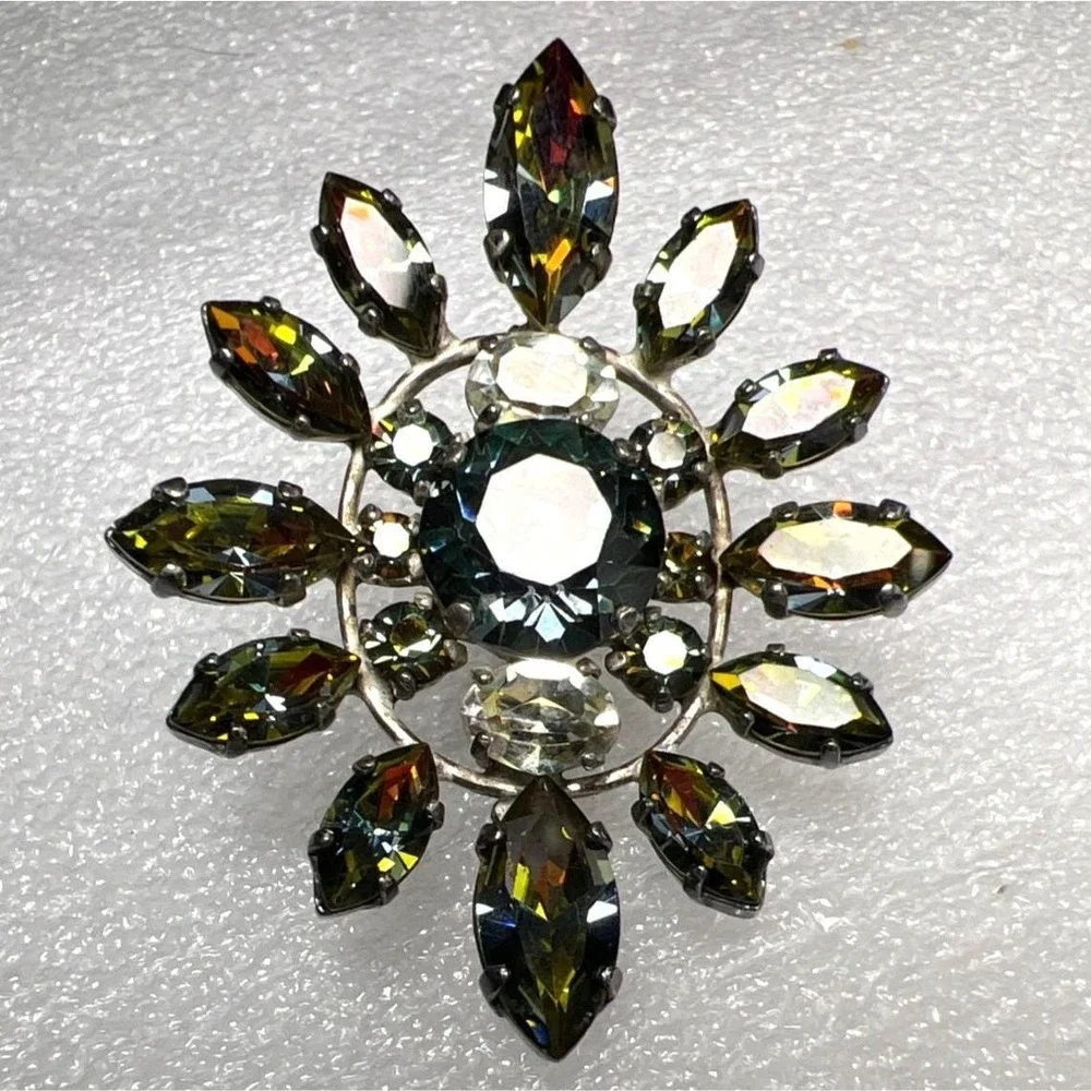 Vintage  Watermelon Rhinestone Brooch Pin Faceted Sunburst Silver‎ Tone